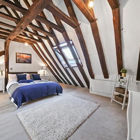 The Stunning Luxury Duplex Of Canterbury Exterior foto